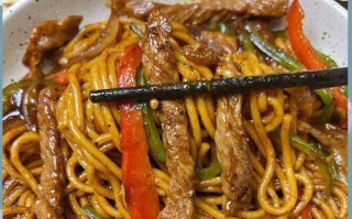 中式火腿蔬菜炒意面，热爱美食，就从这一道开始吧！