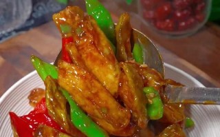 烧茄丁，一道地道的家常菜（口感鲜美，健康营养，做法简单易学）