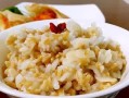燕麦大米饭，健康营养的家常好菜（打造一份简单易做的健康餐食）