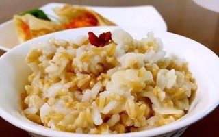 燕麦大米饭，健康营养的家常好菜（打造一份简单易做的健康餐食）