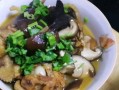 简单易学的香菇鸡块做法，让你的家人大饱口福（简单易学的香菇鸡块做法，让你的家人大饱口福）