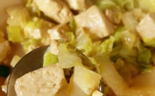 清水白菜的美味做法（如何用简单的方式制作美味清水白菜）