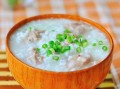清凉美食，健康享受——以西瓜粥为主题的做法（解暑神器，美容养颜，营养丰富，简单易学）