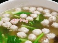 享受美味且健康的氽清汤肉丸（手把手教你制作清爽美味的汤肉丸，肉香浓郁、营养健康）