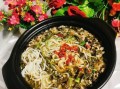 酸菜肉沫的制作方法（让你在家也能吃到正宗的酸菜肉沫，享受美食的乐趣）