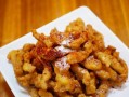 五味小菜制作全攻略（学会如何做出美味可口的五味小菜，让你的家庭聚餐更丰富多彩）