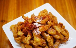 五味小菜制作全攻略（学会如何做出美味可口的五味小菜，让你的家庭聚餐更丰富多彩）
