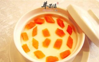 以鱼尾节瓜夜兰花汤为主的营养餐（汤中的滋味，健康的味道）