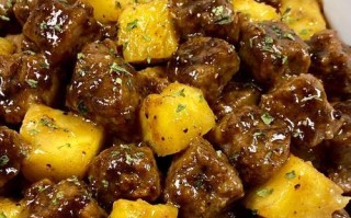 美味可口，以什锦牛肉粒为主的佳肴制作方法（做出好吃好看的牛肉粒菜品，关键在于选材和烹饪技巧）