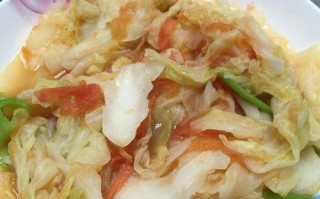 家常菜谱（简单易学，营养丰富的蔬菜搭配，让你的饭桌更有色彩）