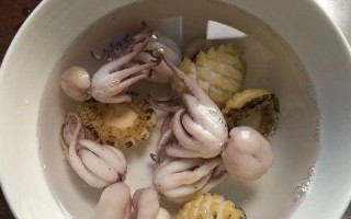 鲜美无比的鲍鱼舞茸炒法（鲍鱼舞茸炒法，美味的秘诀就在这里！）