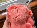 清凉夏日必备！自制以西瓜砂冰的完美做法（新鲜、美味、简单易学，让你在家也能享受夏日甜蜜）