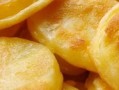 美味油炸土豆块煎鸡蛋的做法（让你的早餐更加美味的小技巧）