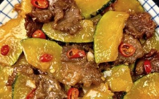 如何制作美味的原味炒南瓜子（简单易学，享受健康零食生活/南瓜子）