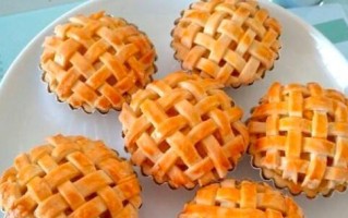 向日葵苹果派的制作方法（让你在家也能尝到美味的甜品）