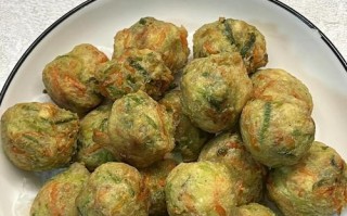 叶氏油炸丸子的制作方法（美味健康，轻松制作油炸丸子）