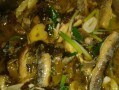 美味沙锅泥鳅的制作秘诀（传统美食）