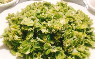 炸香椿芽，做出美味佳肴！（掌握炸香椿芽的窍门，让你的味蕾尽情享受。）