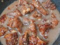 美味炖排骨，哭泣般的口感（用以想哭排骨的做作，享受味蕾的快感）