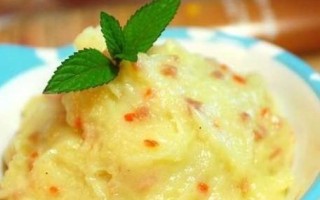 如何制作美味的西红柿牛肉土豆泥（简单易学的家常菜，享受美食的乐趣）