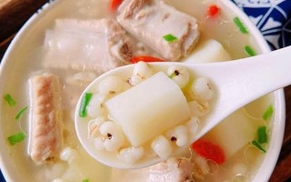 以山药灵芝排骨汤为健康滋补佳品（一碗营养满分的汤水，轻松煮出家庭医生）