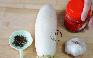 腌萝卜条的做法大全（简单易学，美味可口，营养丰富）