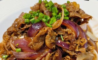 美食分享（一道美味又营养的家常菜，香气四溢，口感鲜美）