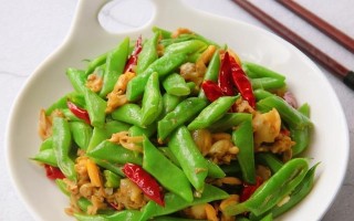 四季豆炒猪舌（一道别有风味的家常菜，让你口味大开）