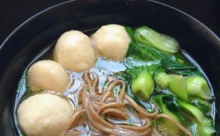 自制美味西红柿鱼丸面（健康营养简单易学，体验家庭烹饪的乐趣）