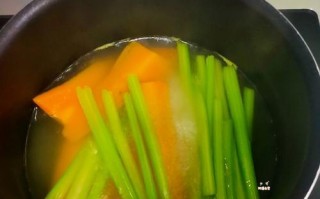 鲜美可口！掌握以什锦炒肉丁的做法（一道简单易学的家常菜，让你的餐桌不再单调）