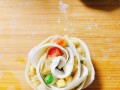 美味煎饺享不停（用虾滑玫瑰花为煎饺加分）
