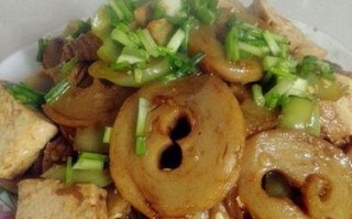 五香素肠制作方法详解（健康美味，自己在家也能轻松制作！）