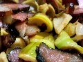 笋尖炒腊肉的美味做法（家常菜谱分享，健康营养又开胃，快来学做吧！）