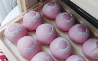 自制枣泥面包，甜香可口（以枣泥为主料，做出松软绵密的面包）