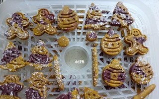 自制健康磨牙饼干（让宠物远离口臭，享受美好生活）