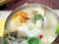 健康美味，紫苏炖黄骨鱼汤（以紫苏为灵魂，健康滋补的美味佳肴）