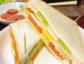 美味三明治的制作——菠菜起司蛋三明治（健康美味、简单易学）