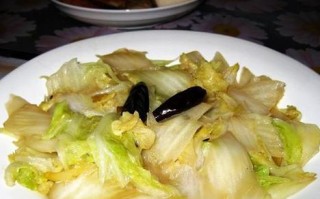 以素炒白菜，健康美味又简单！（以素炒白菜，健康美味又简单！）