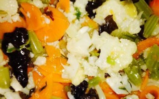 以什锦菜为主题的烹饪艺术（探秘什锦菜的制作方法和技巧）