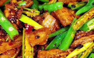 一口香辣扁豆小炒肉（健康美味家常菜，挑战你的味蕾）