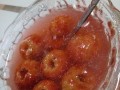 山楂罐头水的制作方法（营养丰富，健康美味的自制饮品）