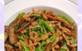 用香干肉丝制作美食（让你的味蕾爱上香干肉丝）