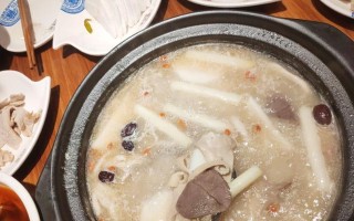 羊肉炖豆腐的做法（香气扑鼻，味道鲜美，下饭必备）