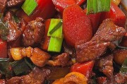 一口咬下，红烧肉的绝佳滋味（教你掌握超级好吃的红烧肉做法，尝尽美味生活）