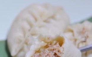 四季豆猪肉包子的制作方法（健康美味的家常早餐美食）