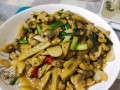 爆炒花甲，饭神器的绝妙利用（用电饭锅也可以享受花甲的美味）