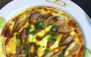 蜆肉蒸水蛋-一道简单美味的家常菜（用新鲜蜆肉和清爽蛋汁制作，营养丰富，口感细腻）