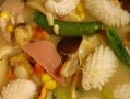 如何做一份美味的以什锦豆腐汤（家常美食，健康营养，以豆为主）