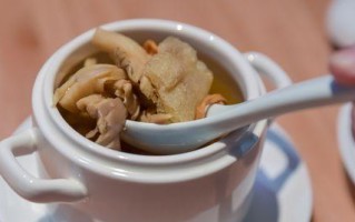 学会制作美味营养的乳酪南瓜子饺（简单易学，健康好味，秋季必备美食）