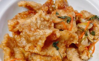 正宗地道吉锅包肉菜的做法（15个步骤教你轻松做出美味的吉锅包肉菜）